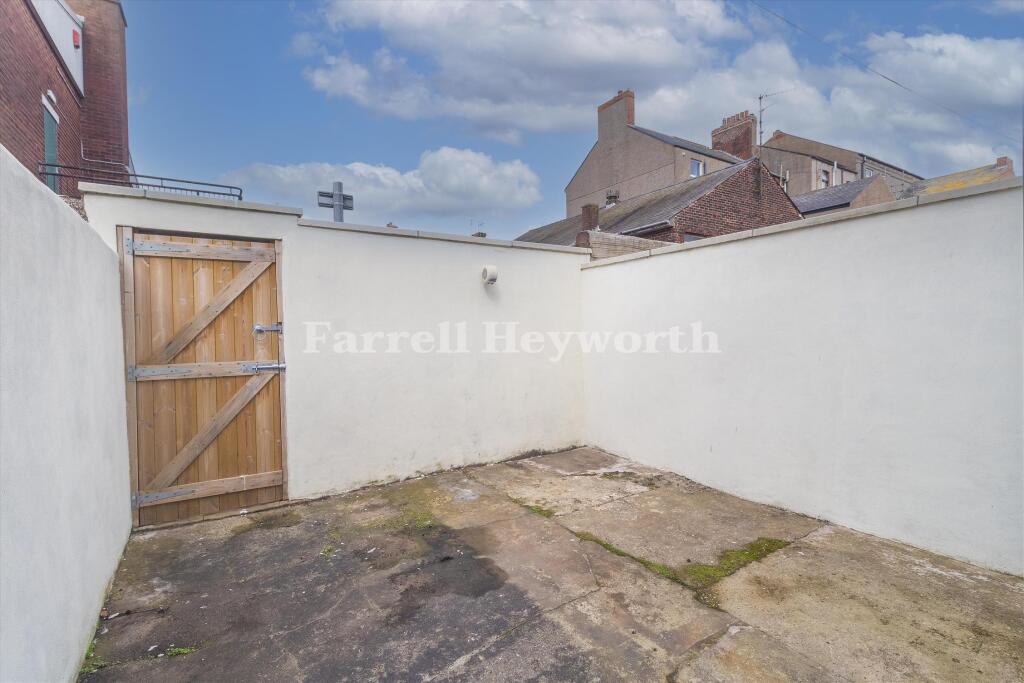 House in Lancaster - View 2