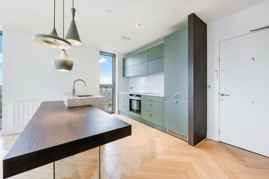 Apartment in London, West Hampstead - View 2