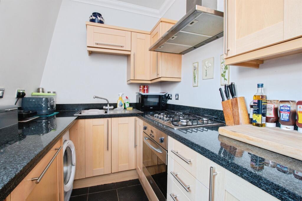 Apartment in Bournemouth - View 5