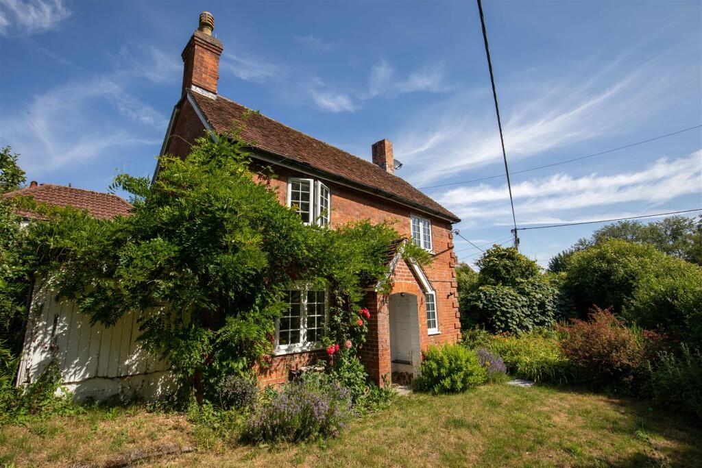 Main image of property: Stradbrook, Bratton