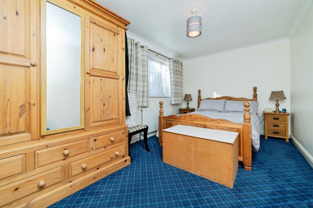 House in Stevenage - More