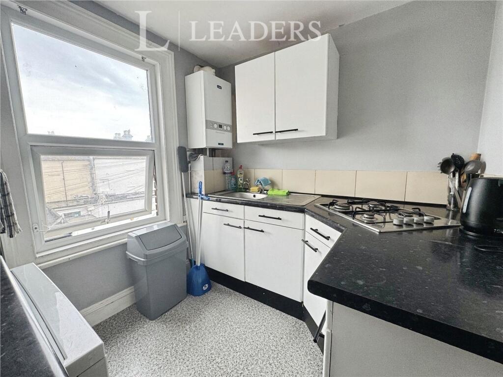 Apartment in Colchester - View 4