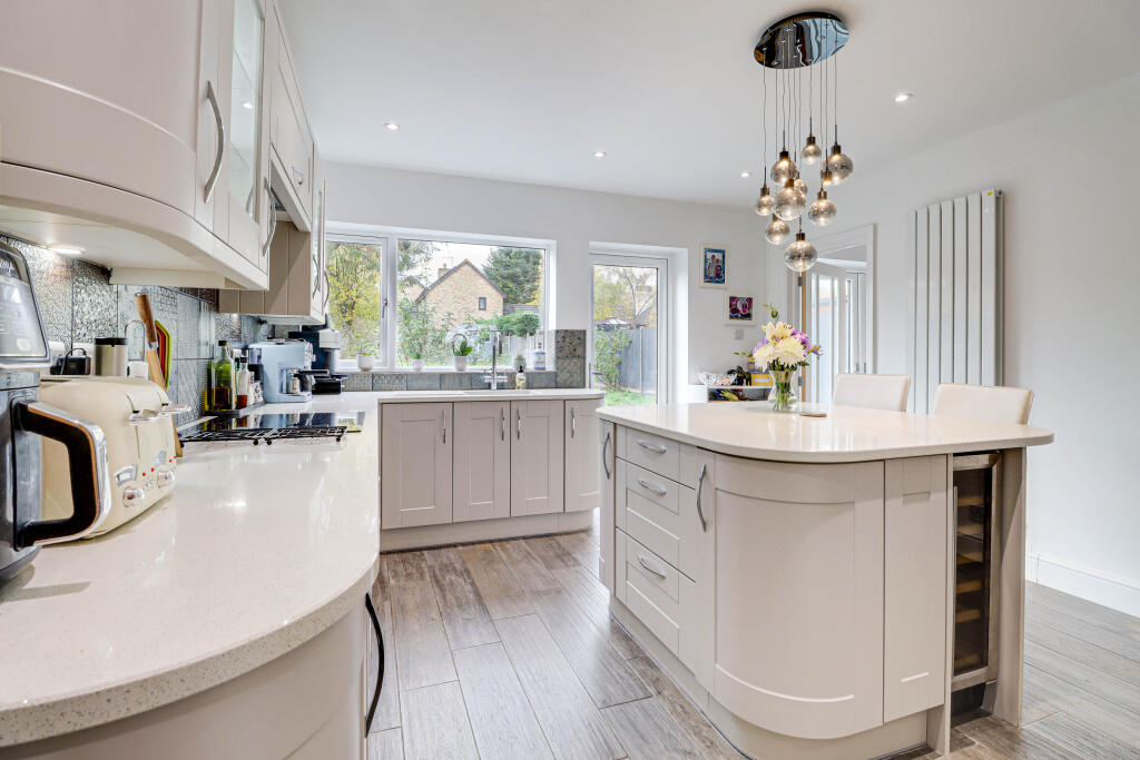 Additional image 9 of Luton Road, Harpenden, AL5