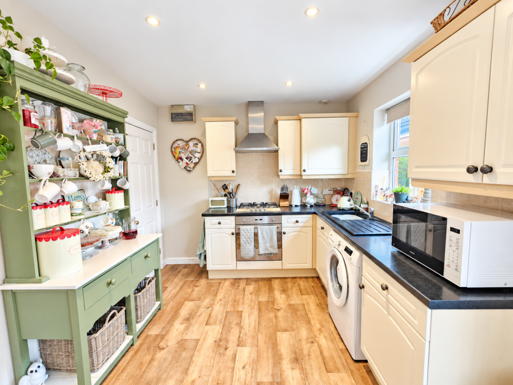 House in York, Seamer - More