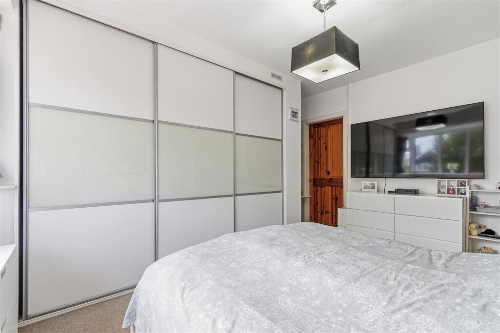 House in Sutton Coldfield, Maney - View 4