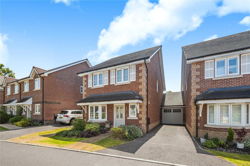 Main image of property: Boxwood Grove, West End, Woking, Surrey, GU24