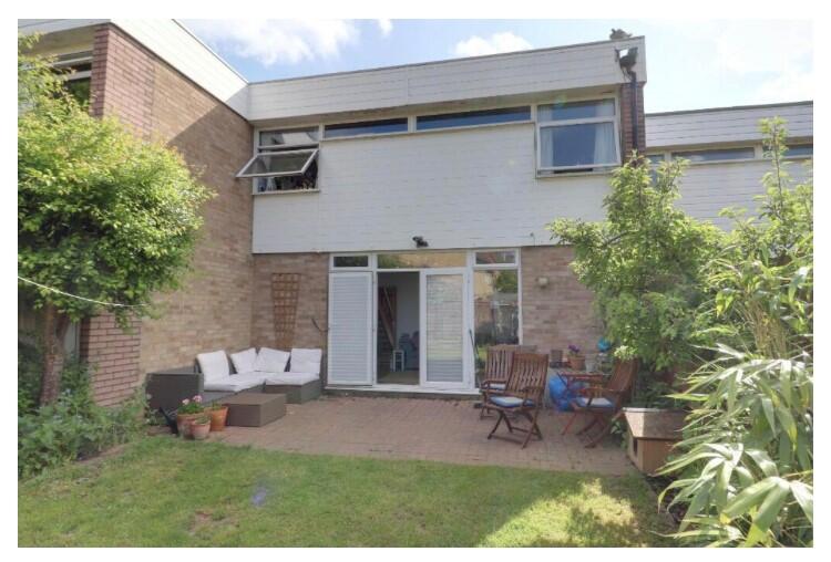 Main image of property: Oak Drive, Henlow, SG16