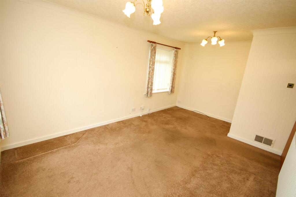 Wyre Drive, Worsley photo 3