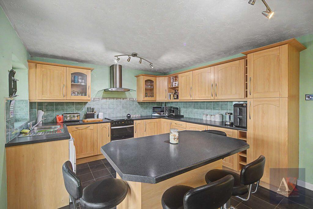House in Oldham - View 5