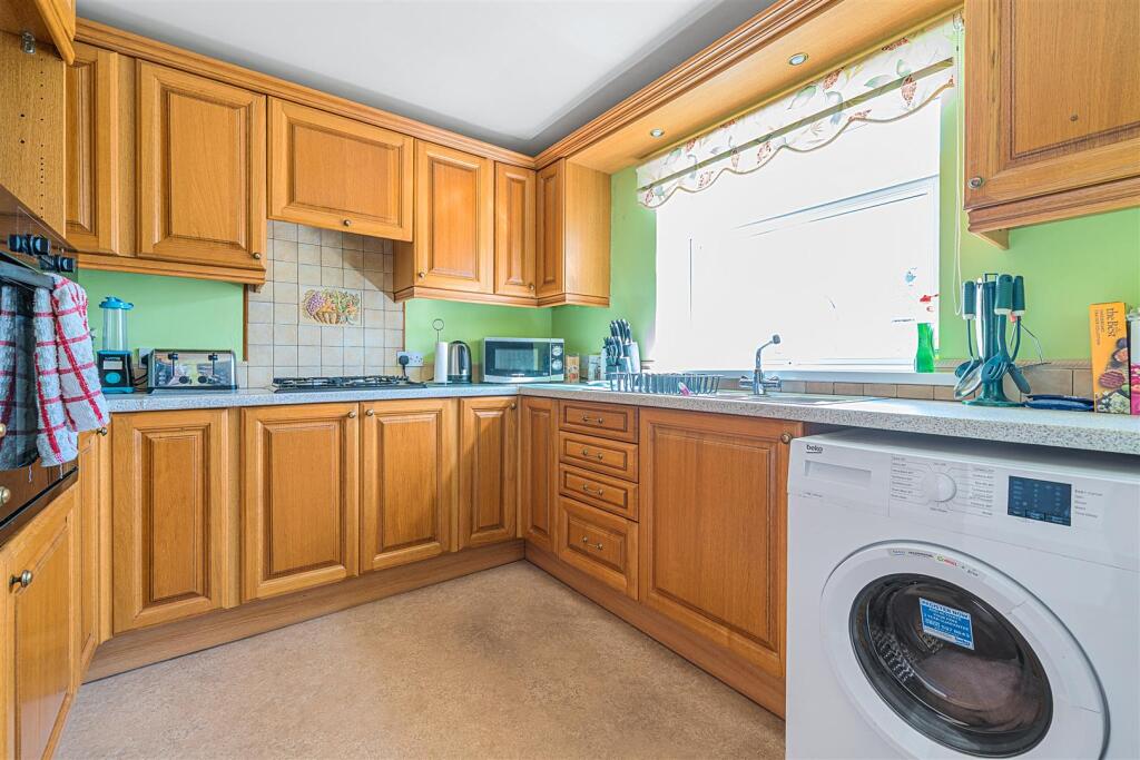 Rheda Close, Frizington photo 4