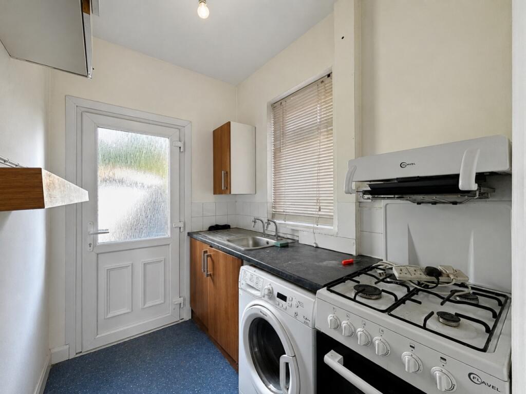 House in Walsall, County Bridge - View 4