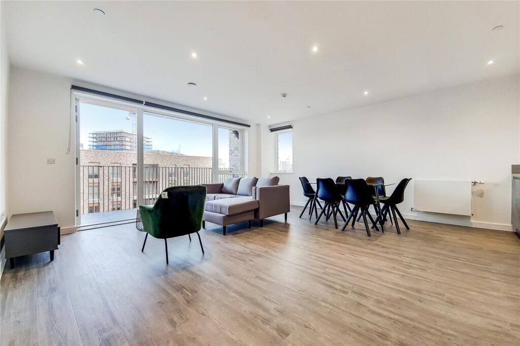 Main image of property: 36 Fresh Wharf Road, Barking, Essex, IG11