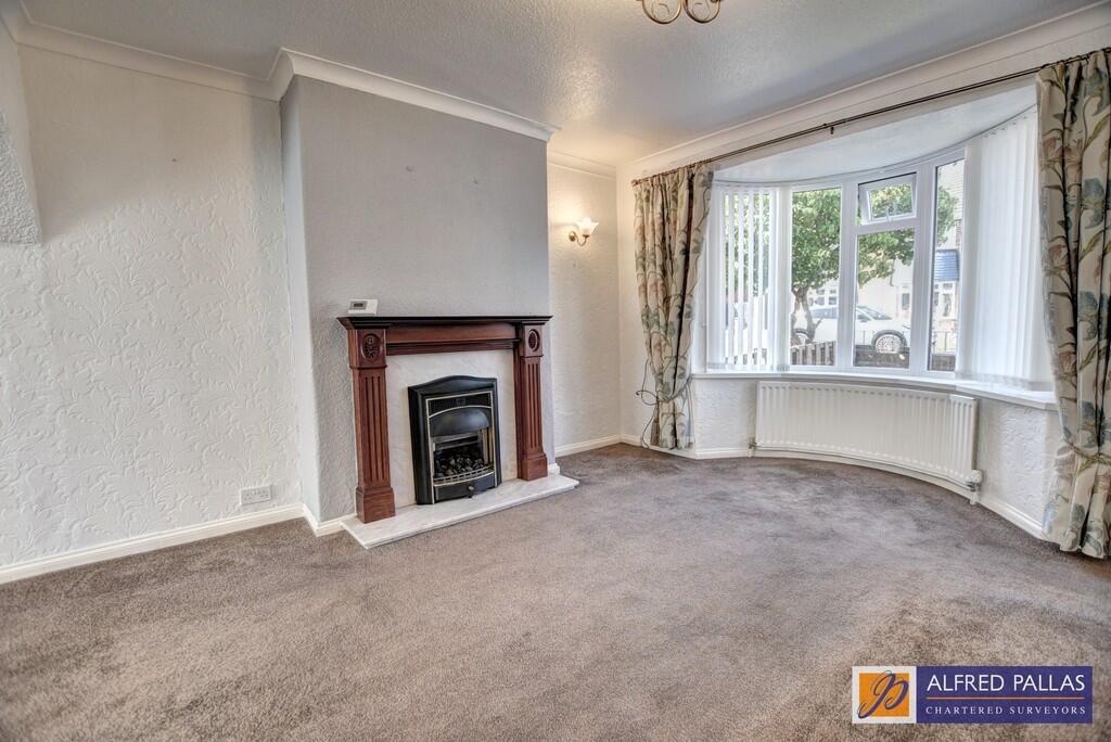 Alston Crescent, Seaburn Dene photo 4