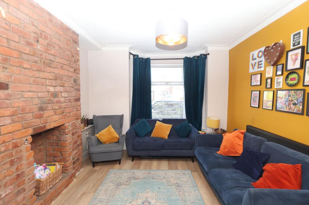 39 Beresford Road photo 2