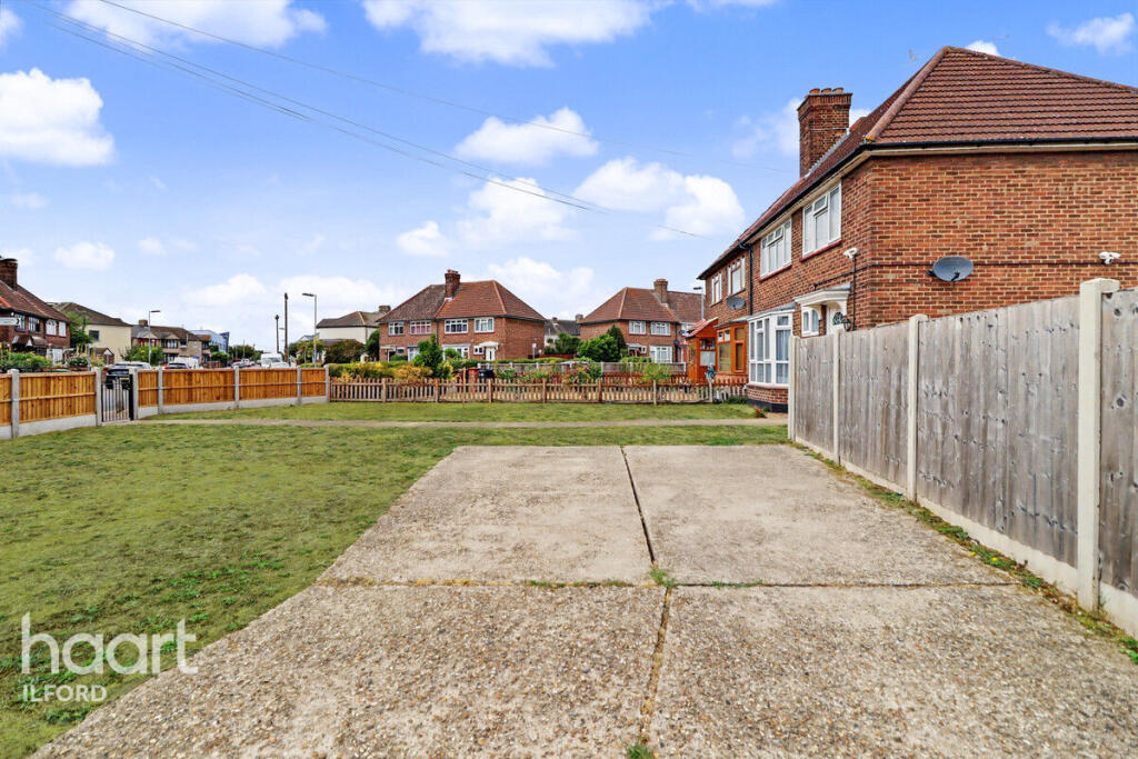 House in London - View 4