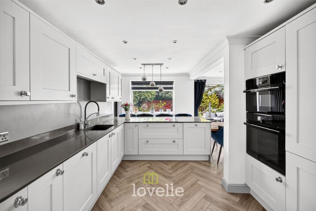 House in Doncaster - View 4