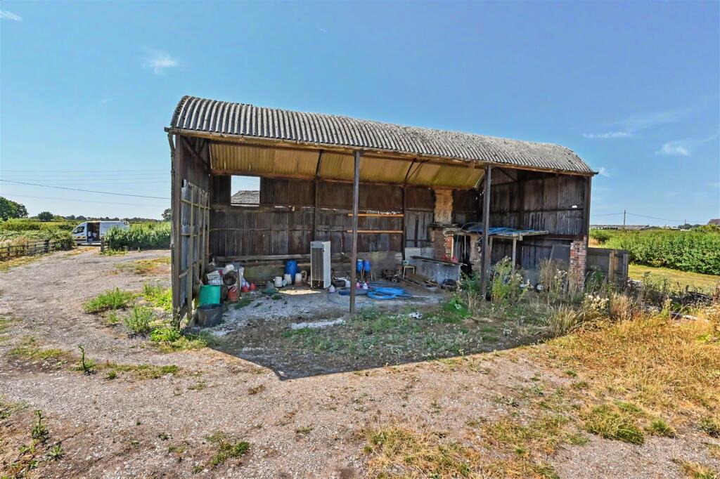 Dutch Barn for Residential Conversion, Forest Road, Draycott in the Clay - View 3