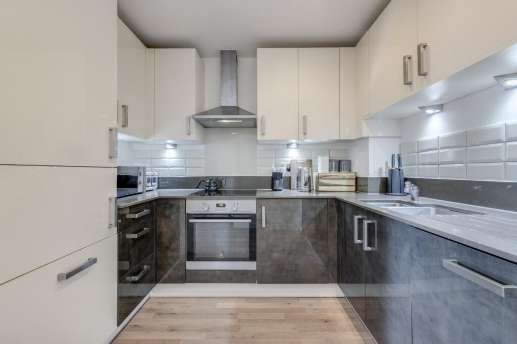 Apartment in London - View 3