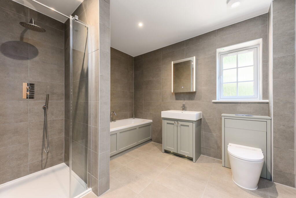House in Ashford, Charing - View 5