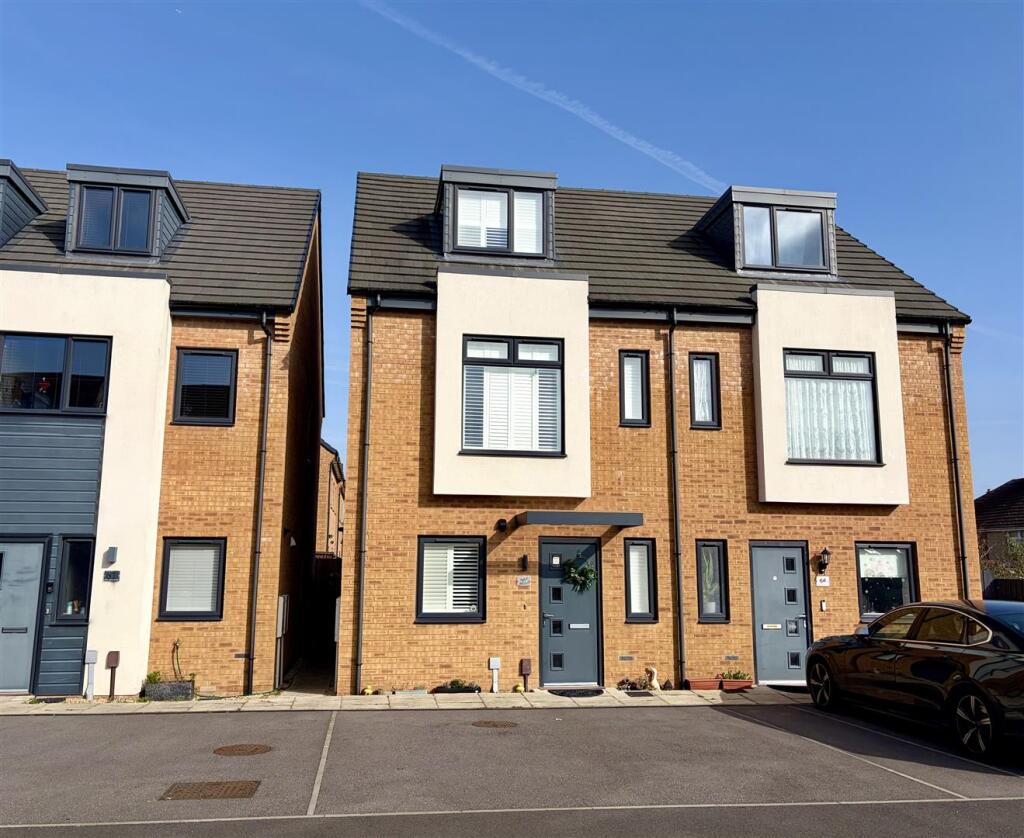 Main image of property: New Dawn Place, Stratton, Swindon