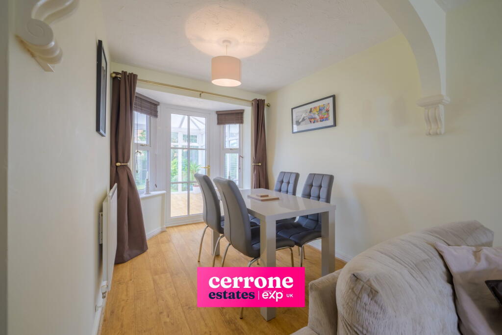Defford close, Webheath, Redditch, B97 5WR photo 4