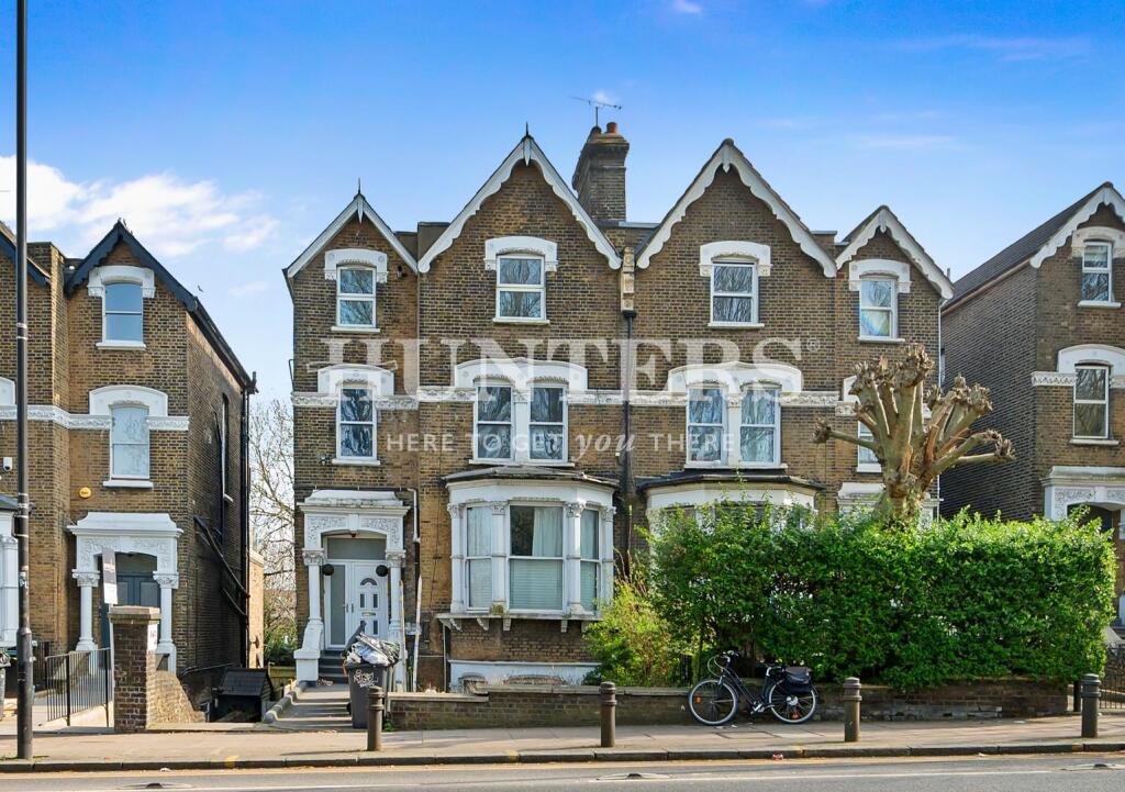 Main image of property: Green Lanes, London, N4