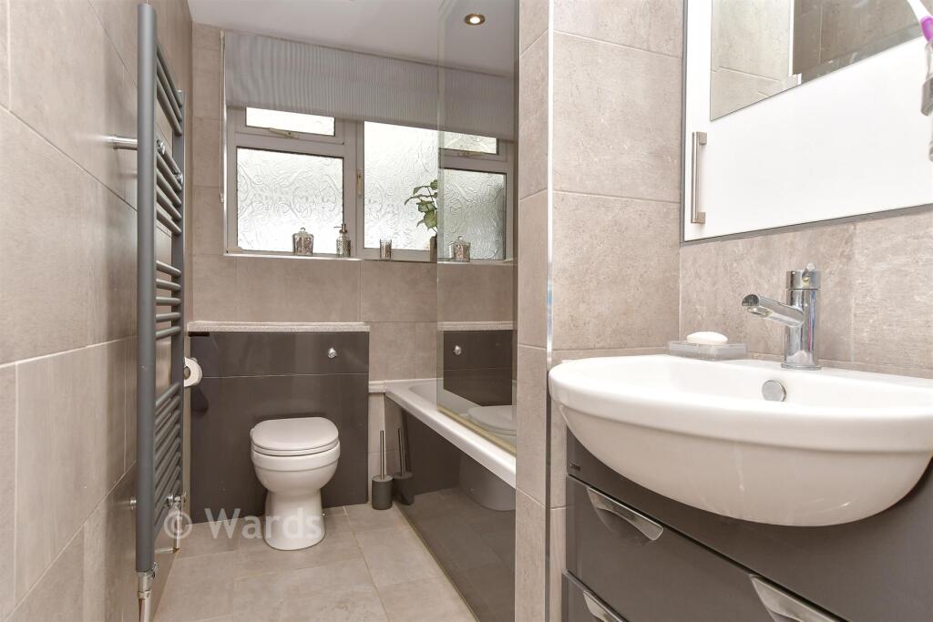 House in Rochester - View 5