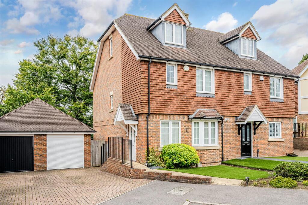 Main image of property: Rowan Close, Banstead