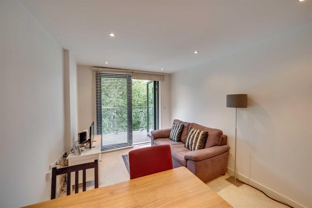 Main image of property: High Road, London