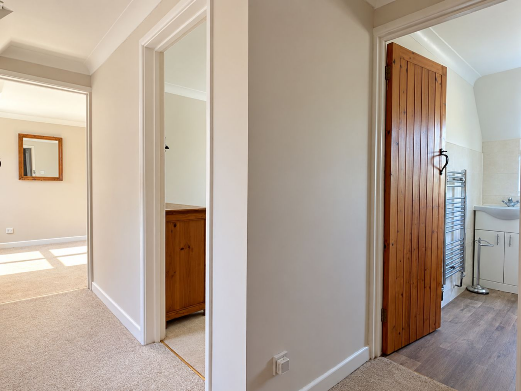 House in Burley - More