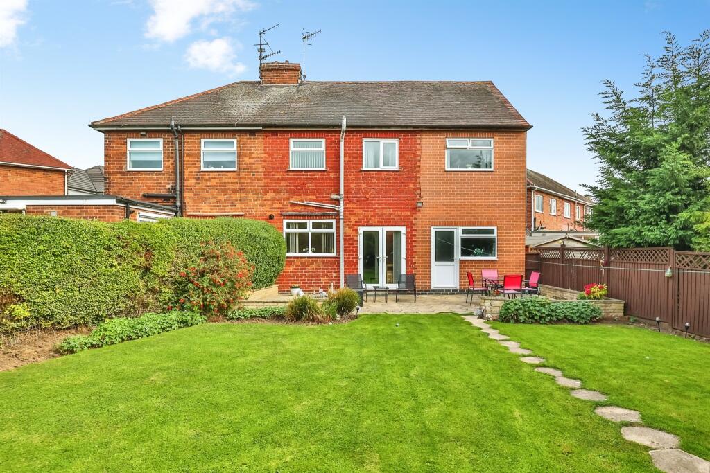 House in Ashfield, Hucknall - View 4