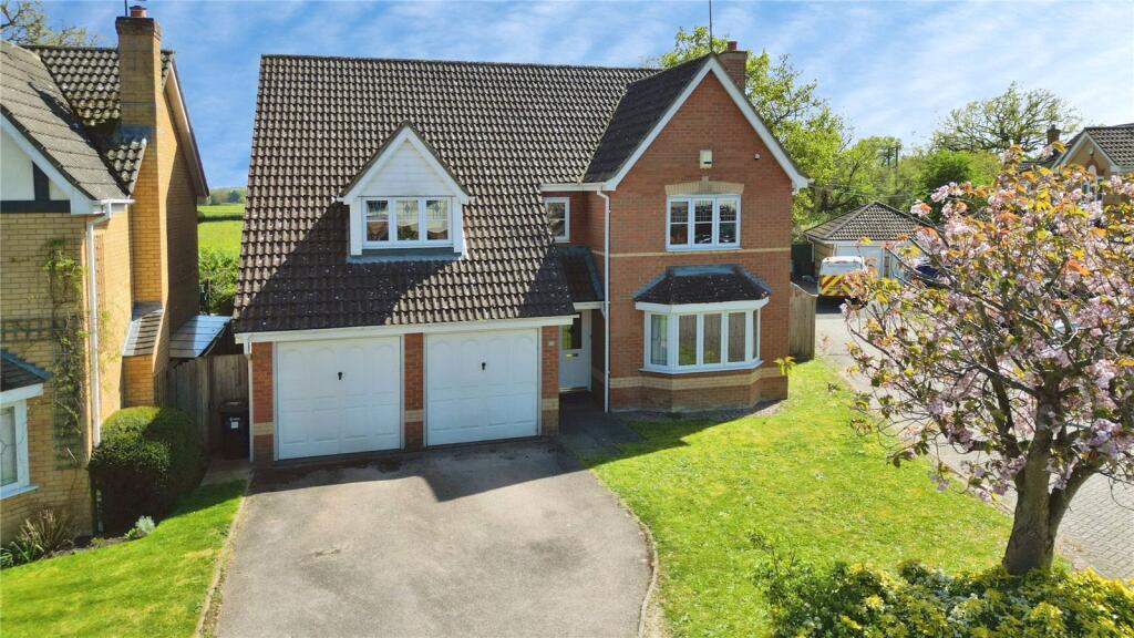 Main image of property: Hunters Way, Spencers Wood, Reading, Berkshire, RG7