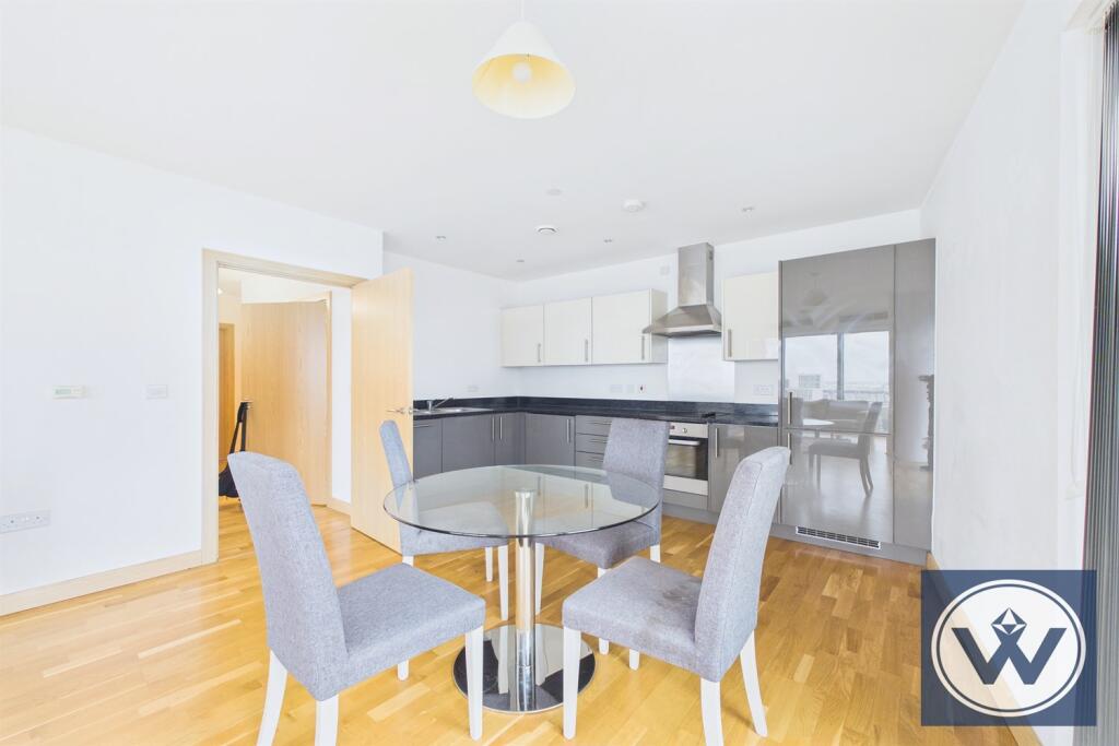 Apartment in London - View 3