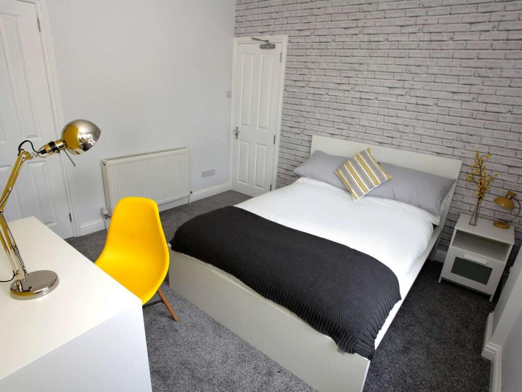 Main image of property: Causeway