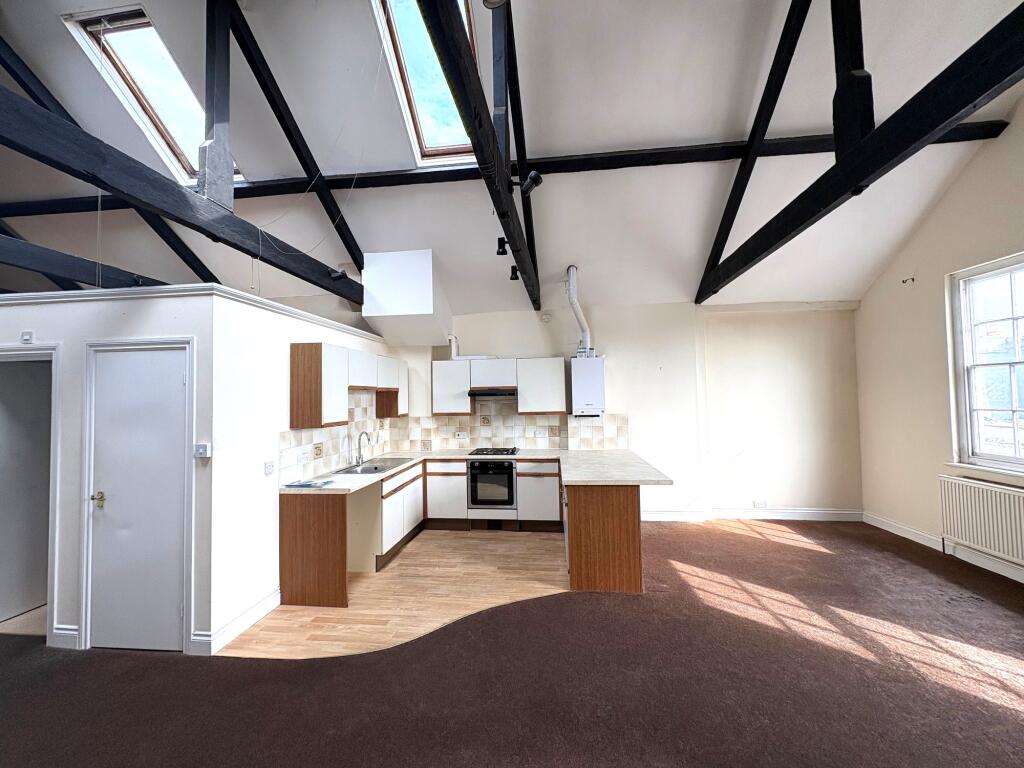 Apartment in Tonbridge - More