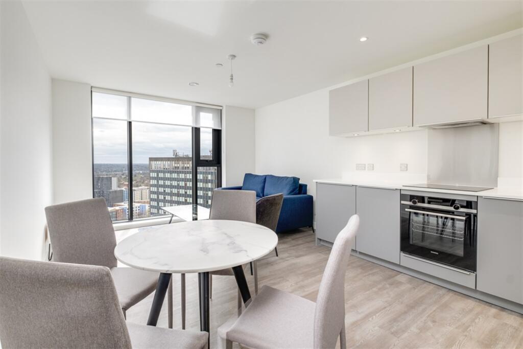 Additional image 3 of The Bank II, B16