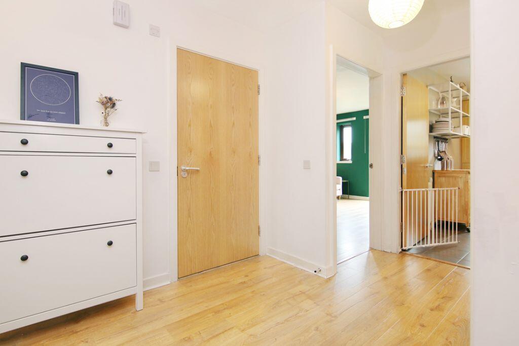 Apartment in Edinburgh, East Pilton Farm, Granton and District - More
