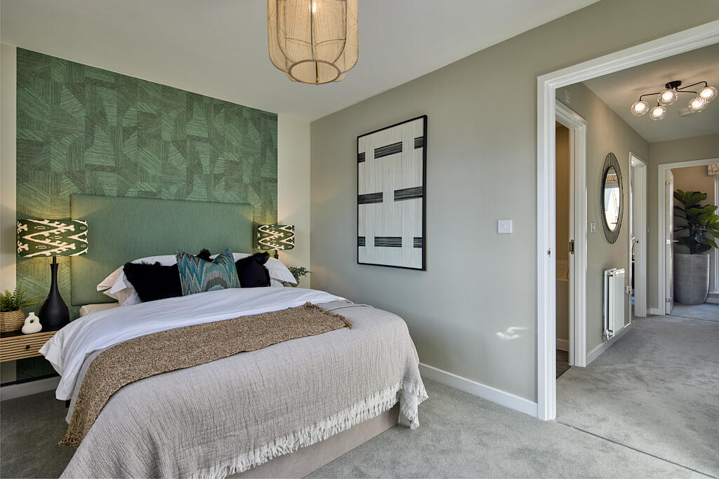 House in Doncaster, North East Lincolnshire - More
