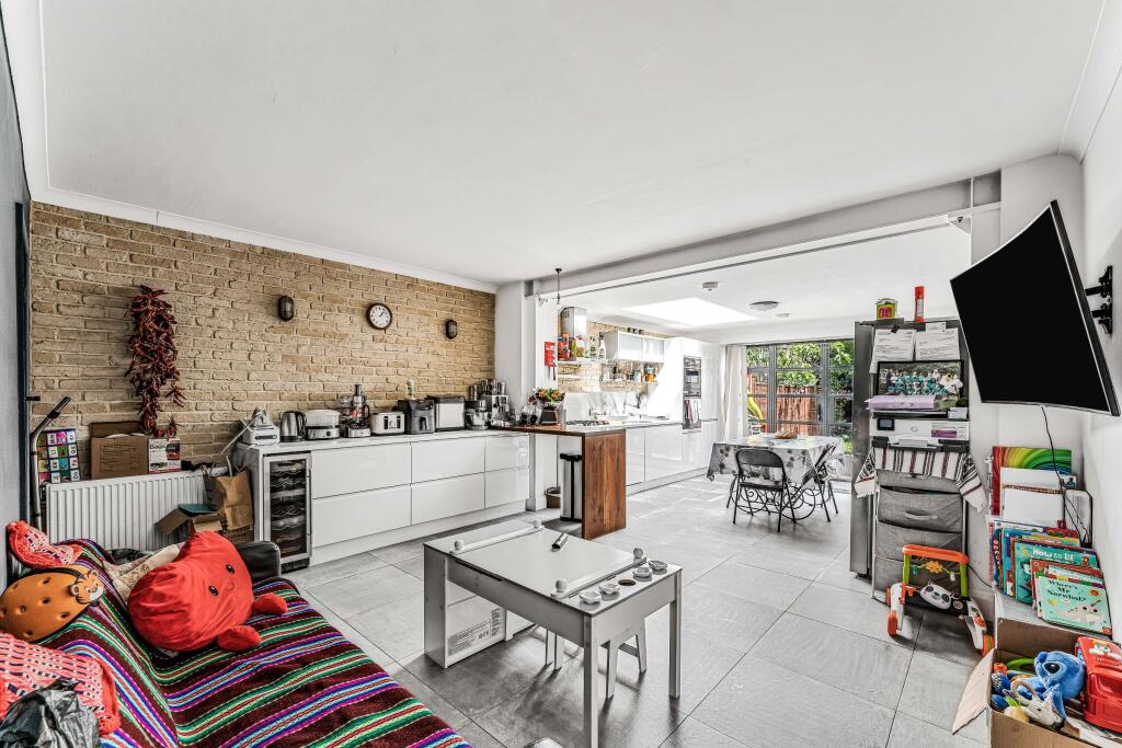 Main image of property: Beresford Road, Walthamstow E17