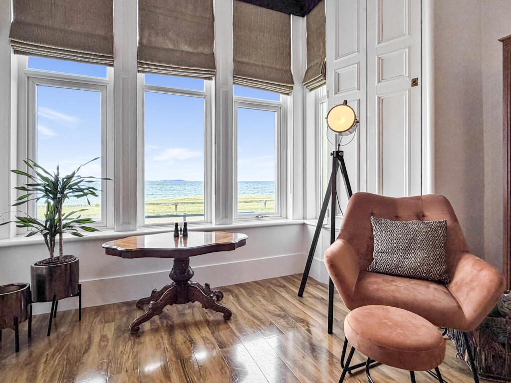 Additional image 4 of Portessie