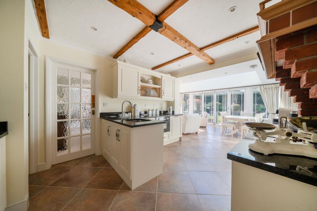 House in Waverley, Cranleigh - View 3