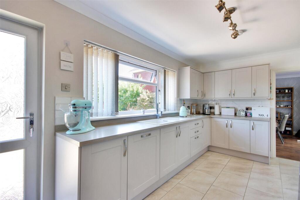 House in Dartford - View 2