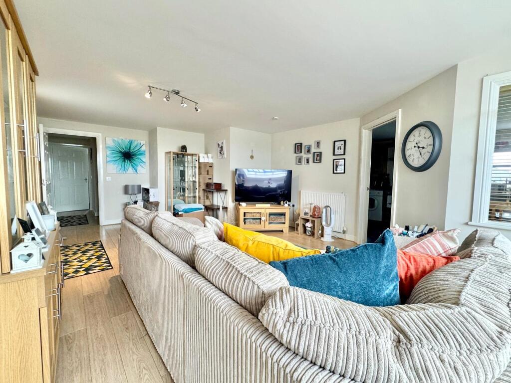 Spa Heights, High Street, Llandrindod Wells, Powys photo 5
