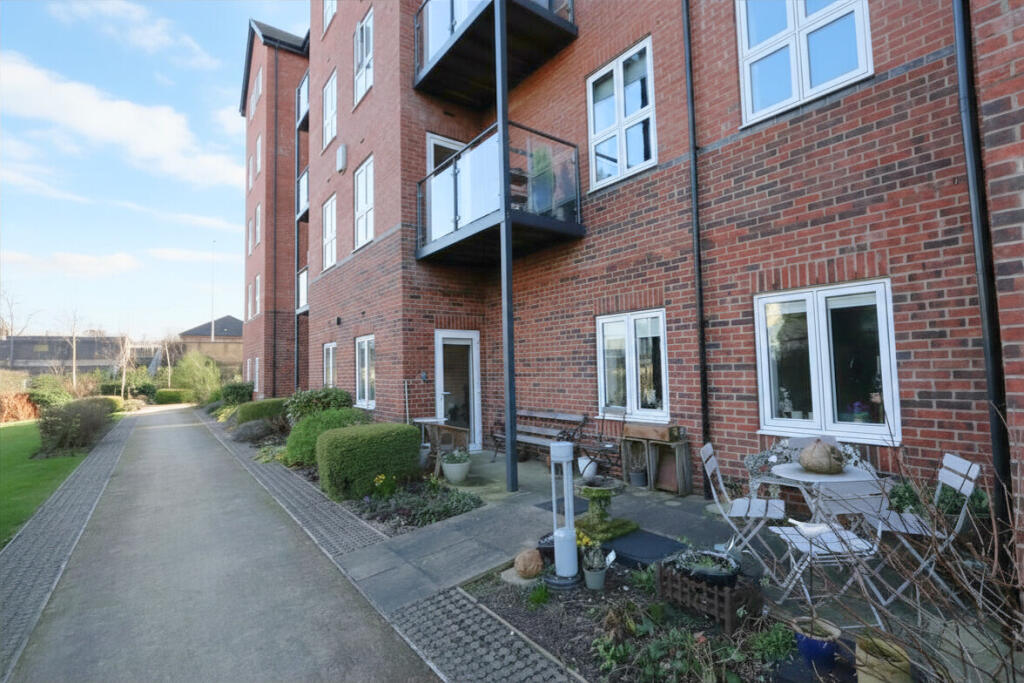 Main image of property: The Folds, School Brow, Romiley, Stockport, SK6