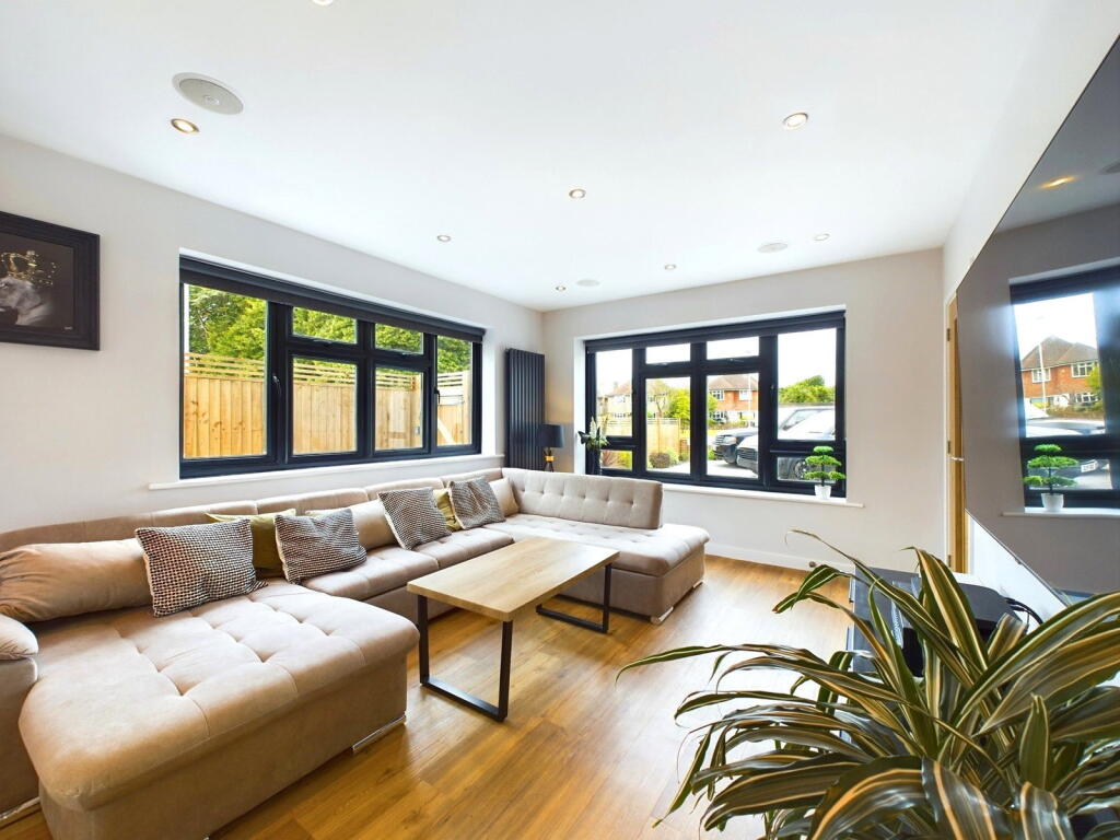 House in Worthing, West Sussex - View 4
