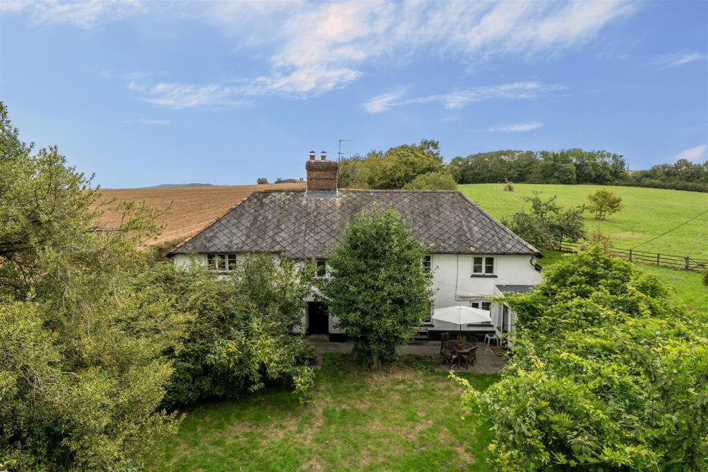 Payhembury, Honiton photo 2