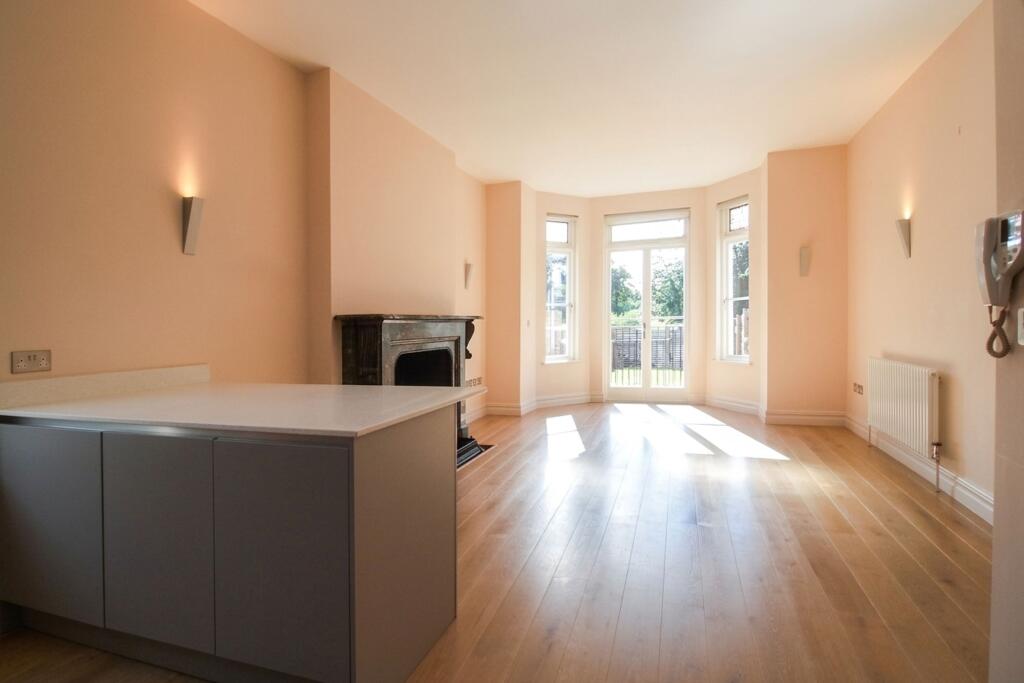 Apartment in London - View 4