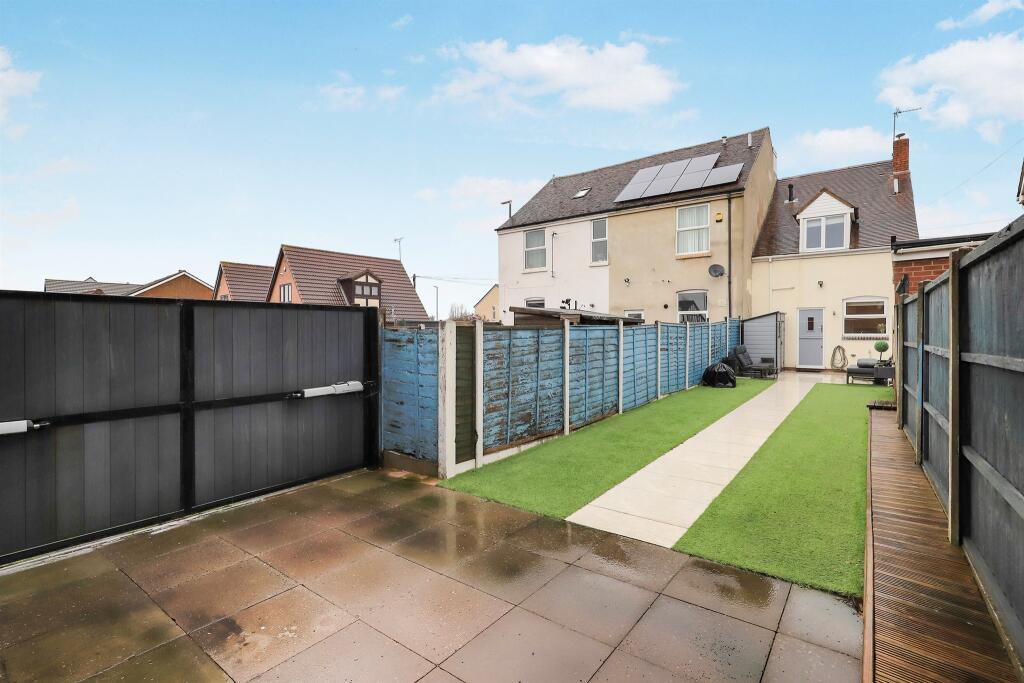 Mill Lane, Willenhall - View 2