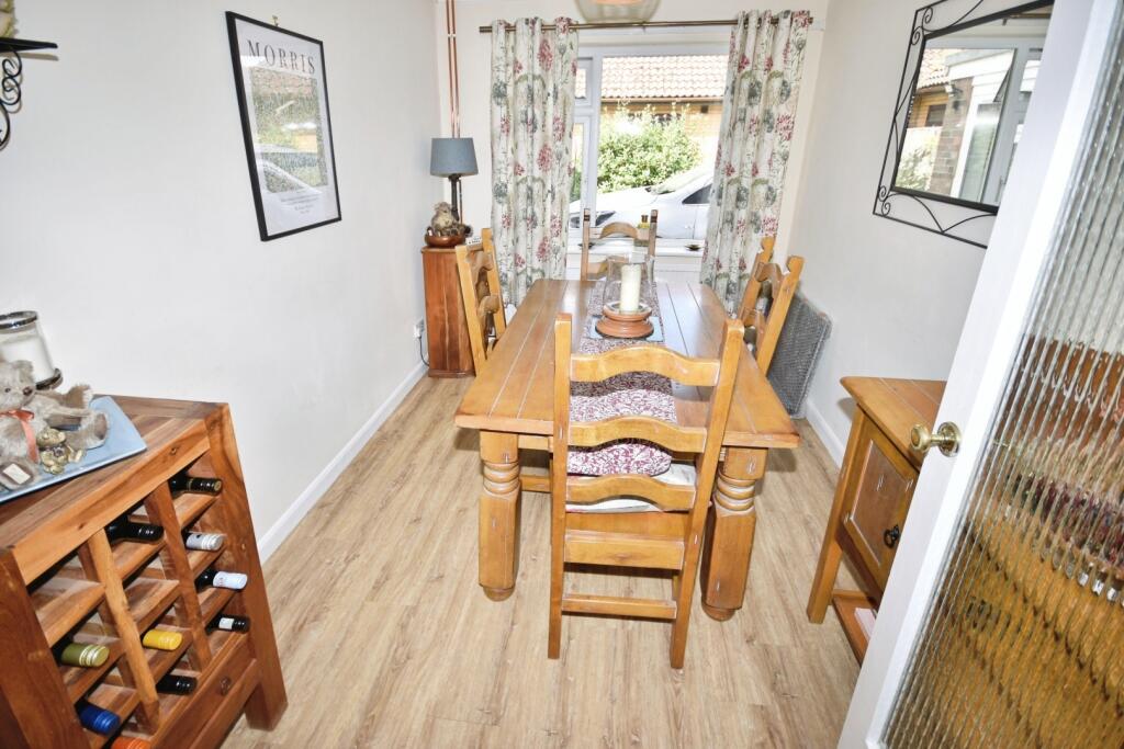 House in South Kesteven, Milthorpe, Pointon and Sempringham - More