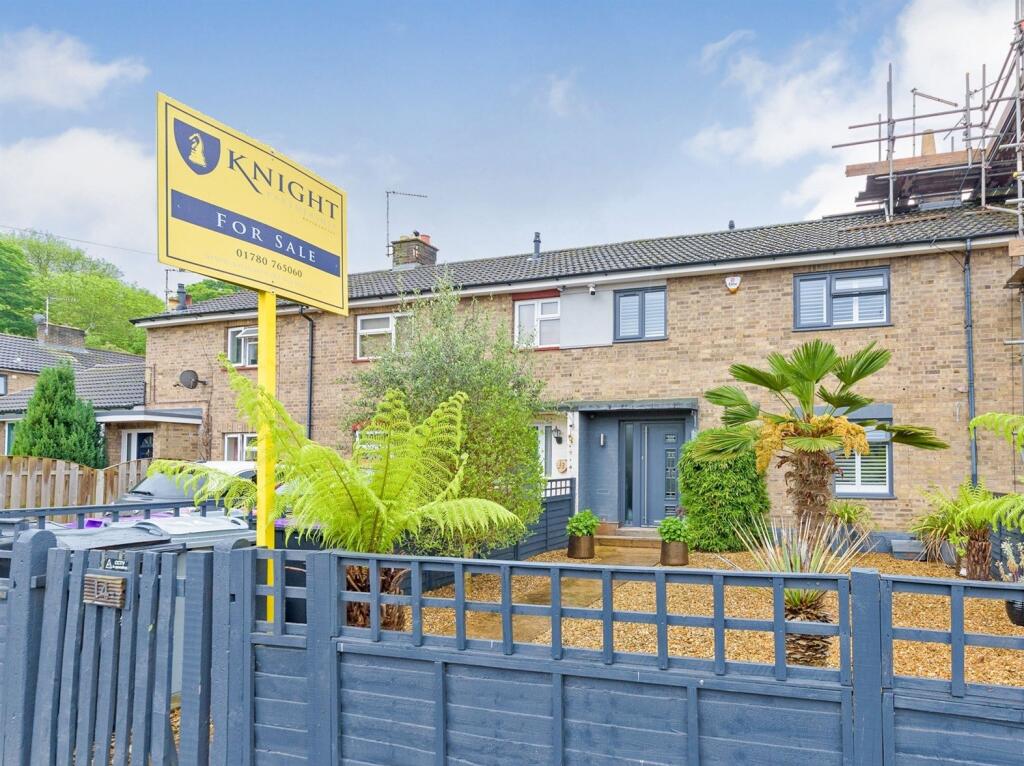 Main image of property: Abbotts Close, STAMFORD